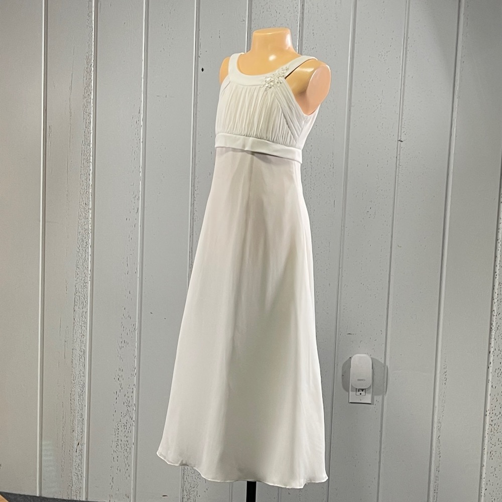 **David's Bridal Flower Girl/First Communion White Dress Size 10